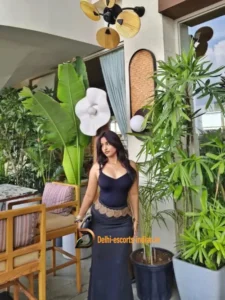 Bhavana cheap escort in Nehru Place, Delhi (3)