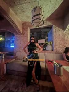 Devanshi Independent escort in New Friends Colony, Delhi (3)